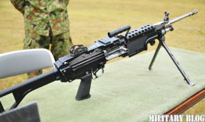 new_light_machine_gun_m249_put_on_weight_control_004